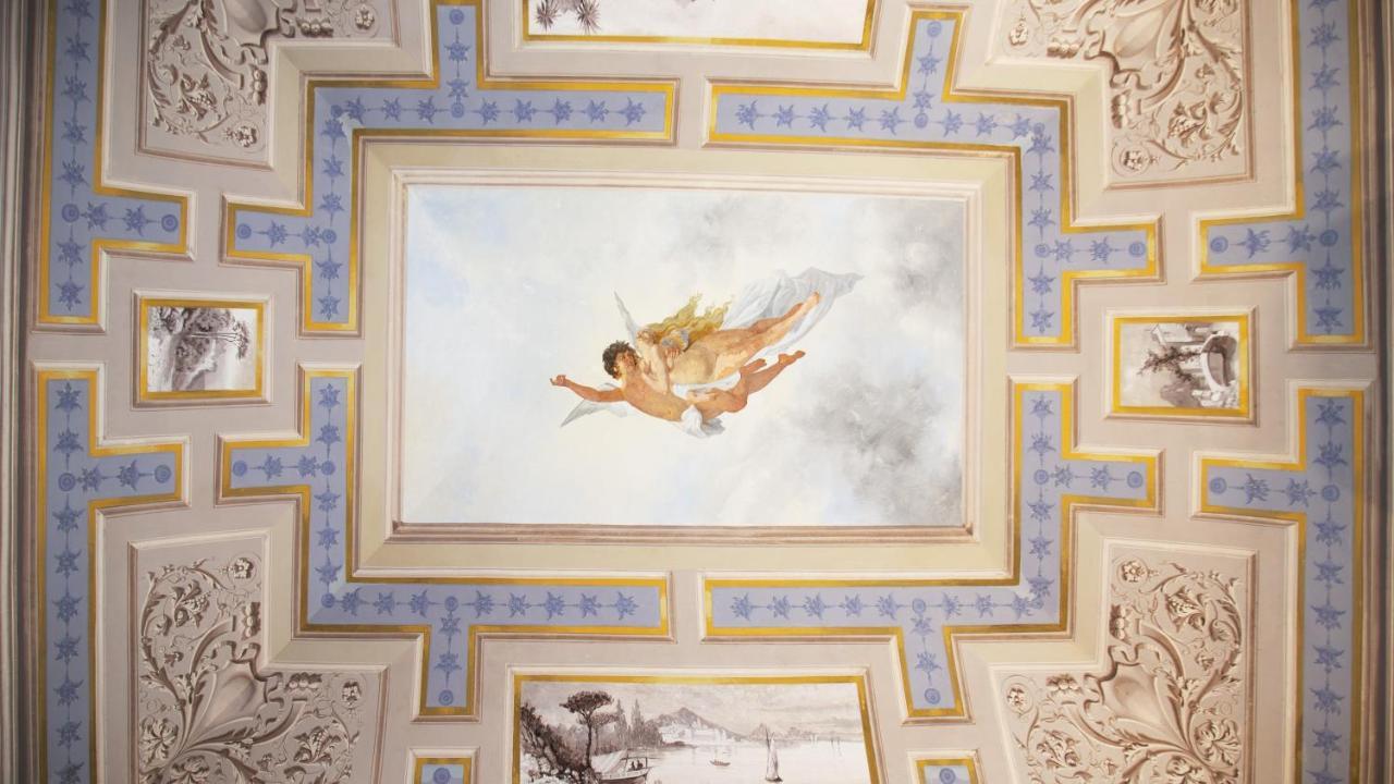 לינה וארוחת בוקר Aradeo Palazzo Francesco Grassi מראה חיצוני תמונה