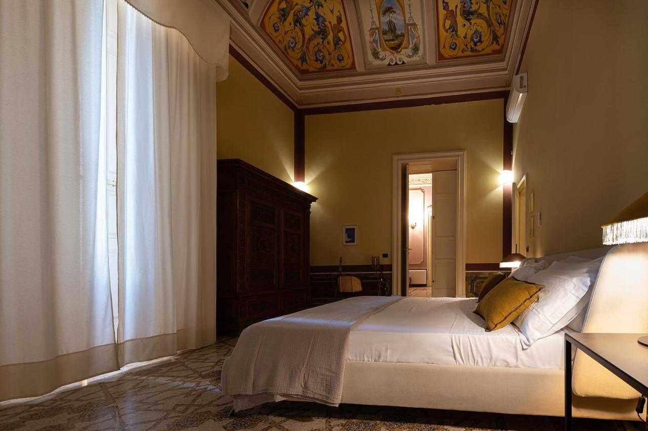 לינה וארוחת בוקר Aradeo Palazzo Francesco Grassi מראה חיצוני תמונה