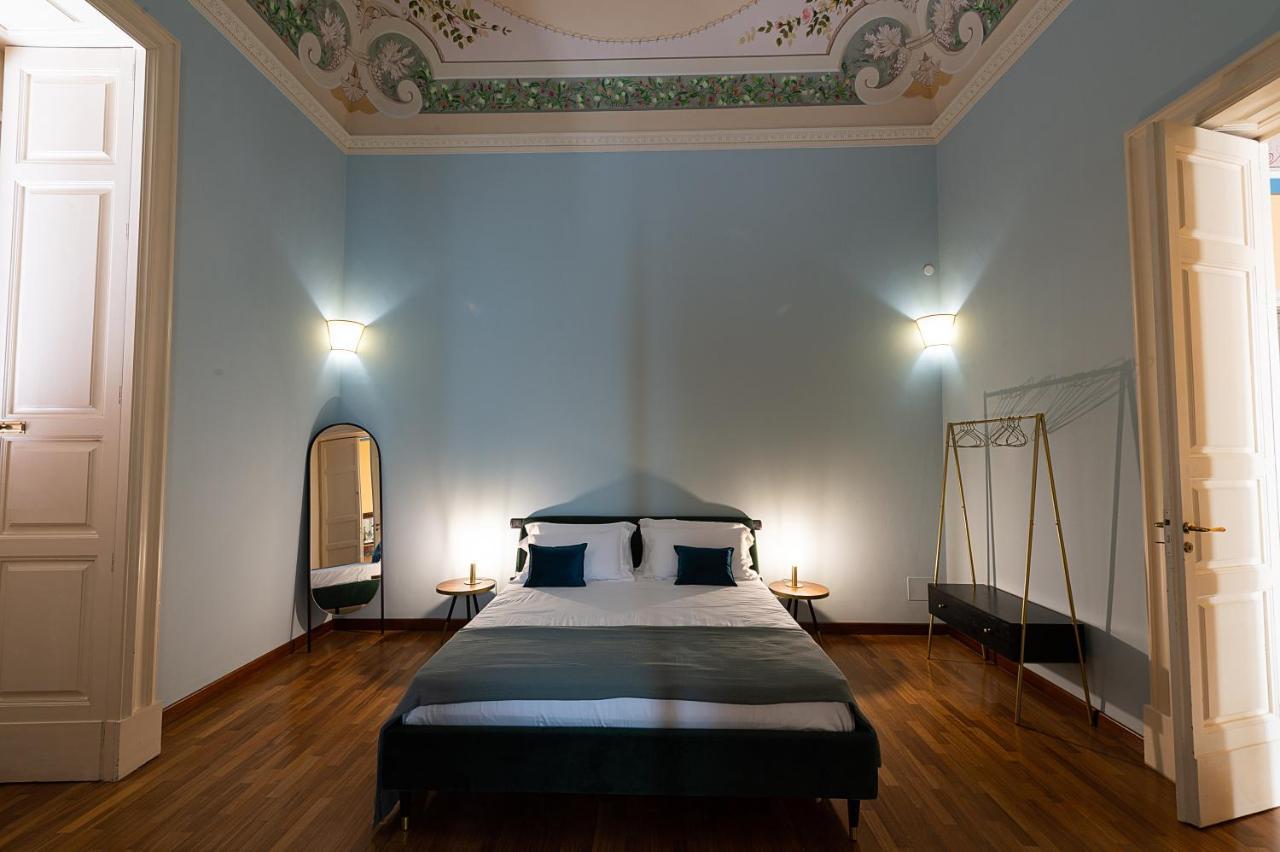 לינה וארוחת בוקר Aradeo Palazzo Francesco Grassi מראה חיצוני תמונה