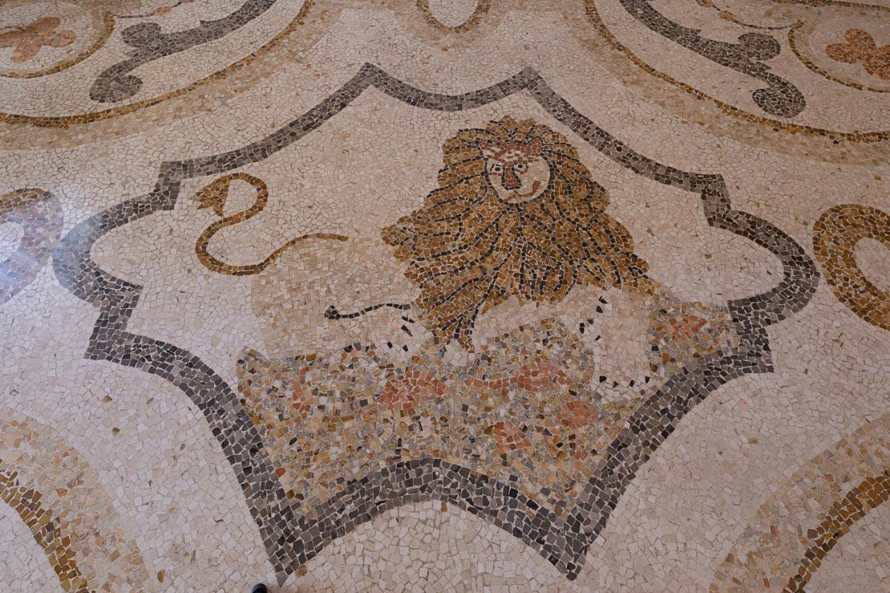 לינה וארוחת בוקר Aradeo Palazzo Francesco Grassi מראה חיצוני תמונה