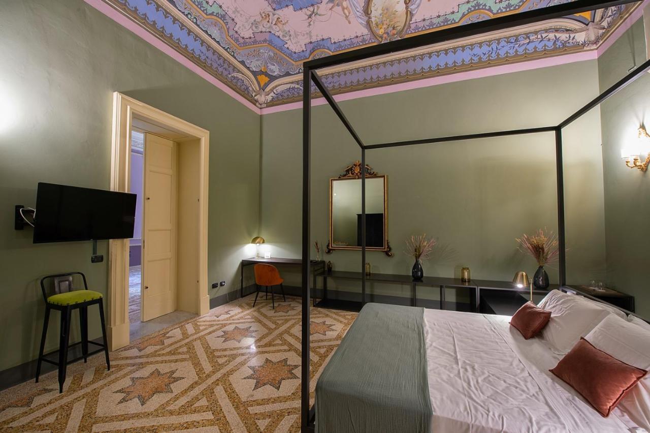 לינה וארוחת בוקר Aradeo Palazzo Francesco Grassi מראה חיצוני תמונה