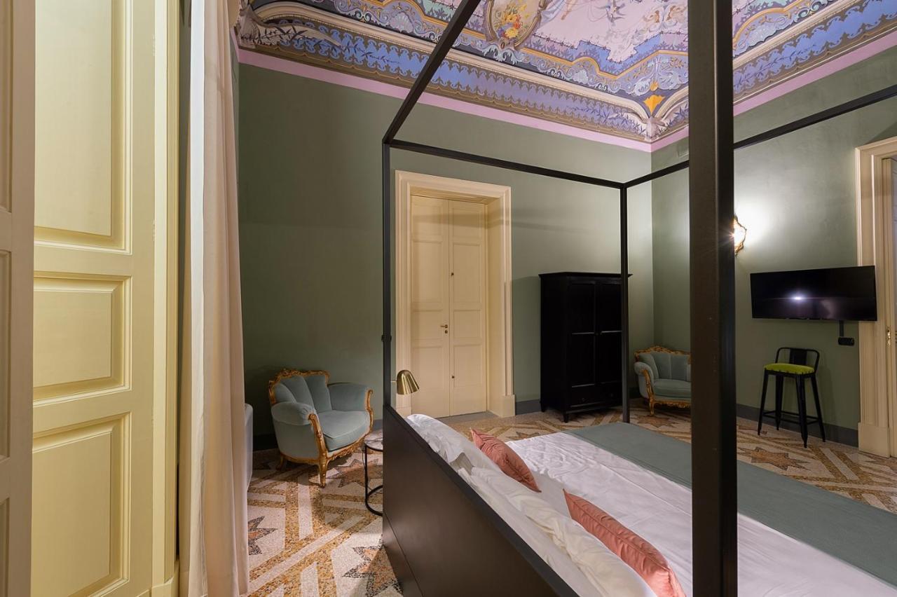 לינה וארוחת בוקר Aradeo Palazzo Francesco Grassi מראה חיצוני תמונה